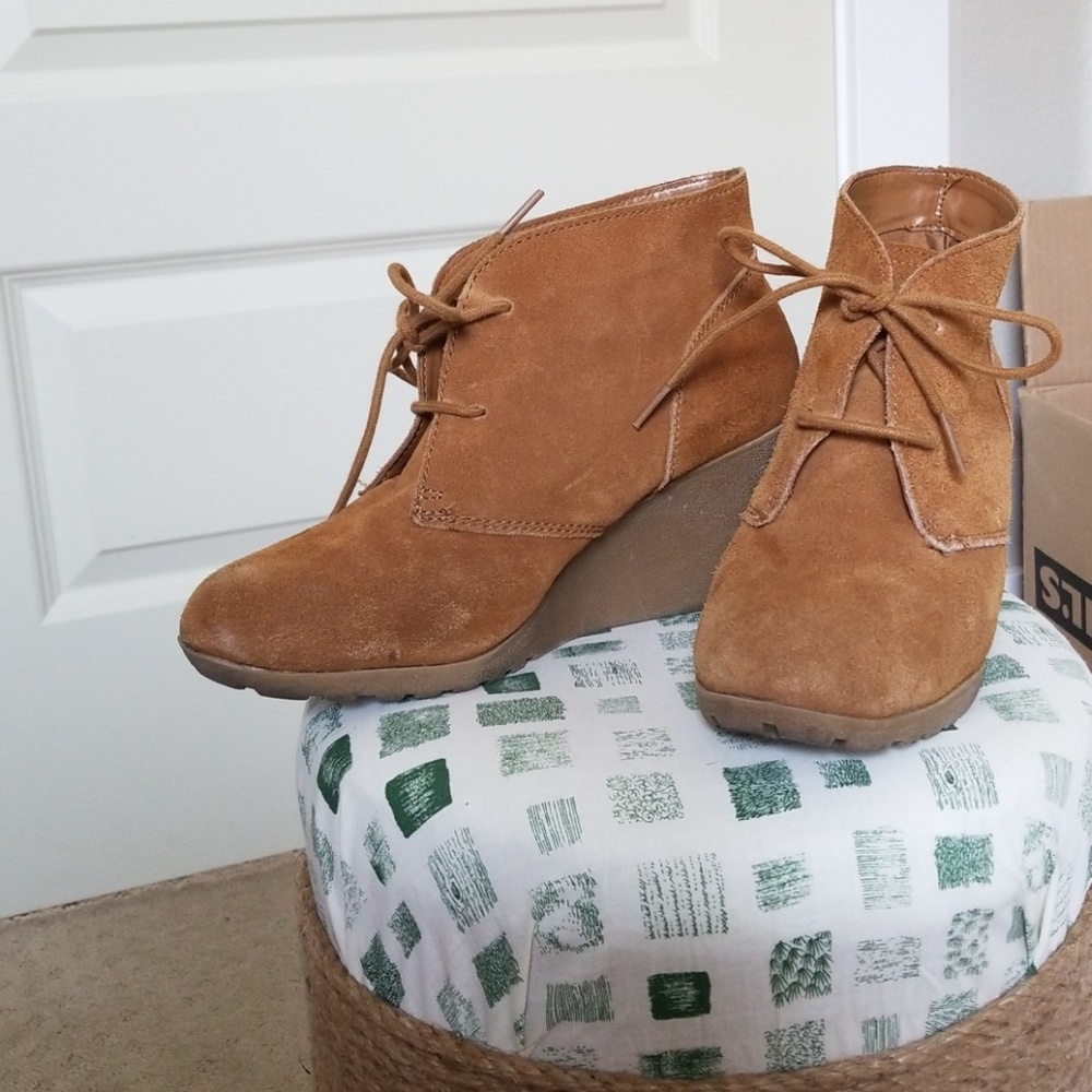 Merona Tan Wedges